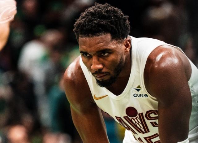 绿军击碎骑士15胜不败金身 加兰被爆成攻防黑洞